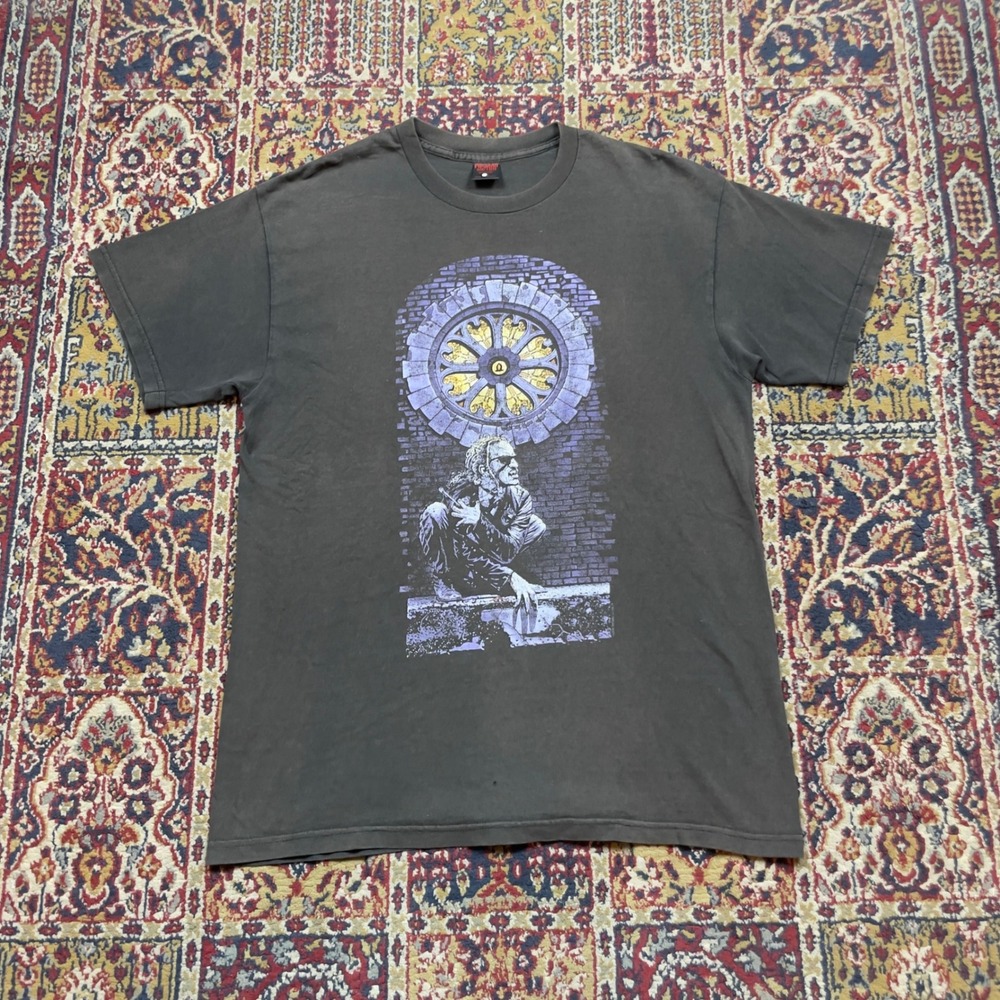 VTG 90s Fashion Victim Gothic Stained Glass Vampire T-Shirt Faded Black L USA